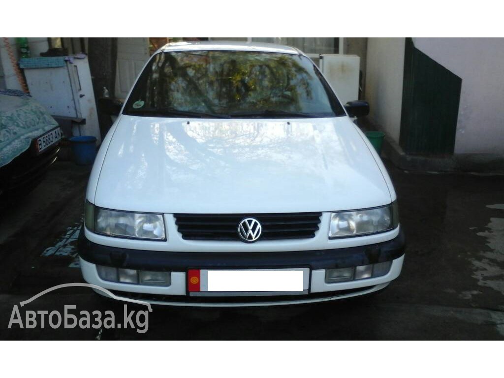 Volkswagen Passat 1994 года за ~241 400 сом