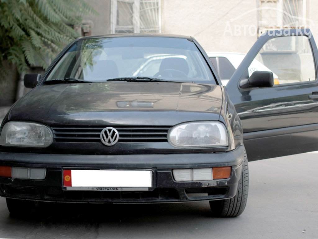 Volkswagen Golf 1993 года за ~256 700 сом