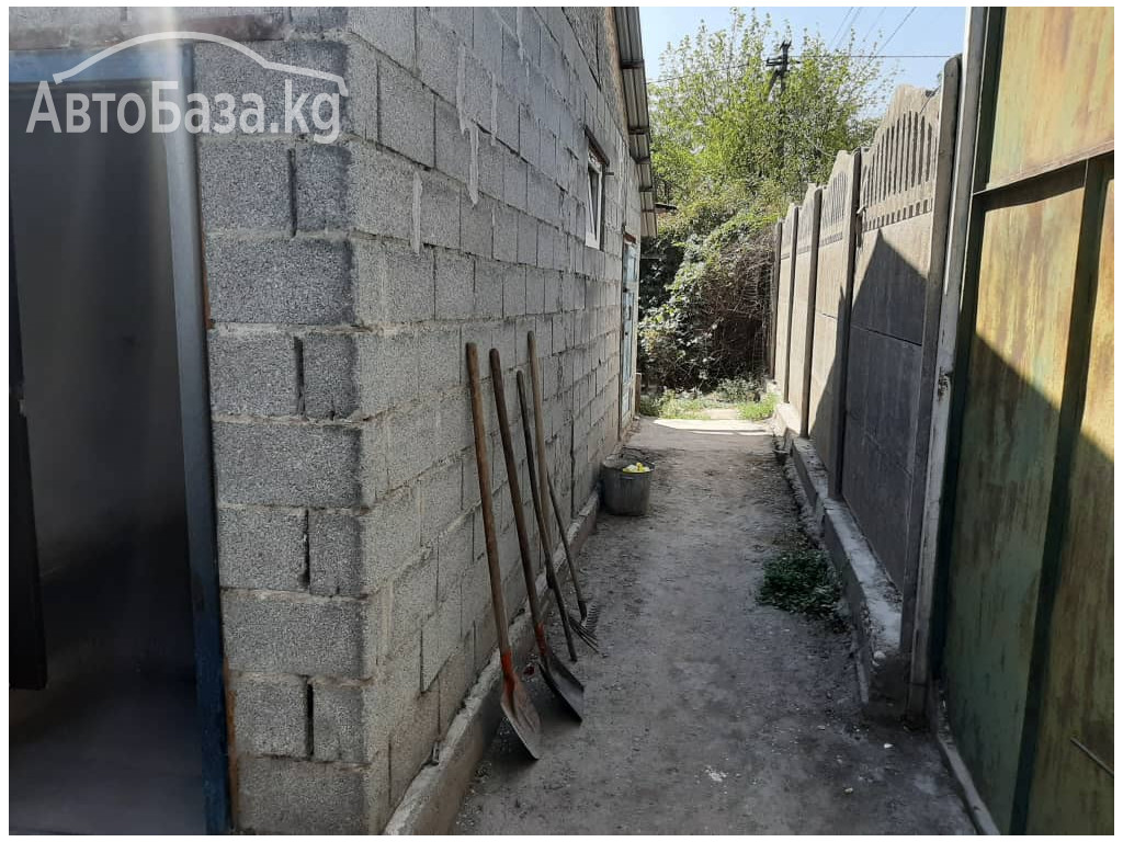 Продаю дом, в районе Пишпека, по ул. Крылова