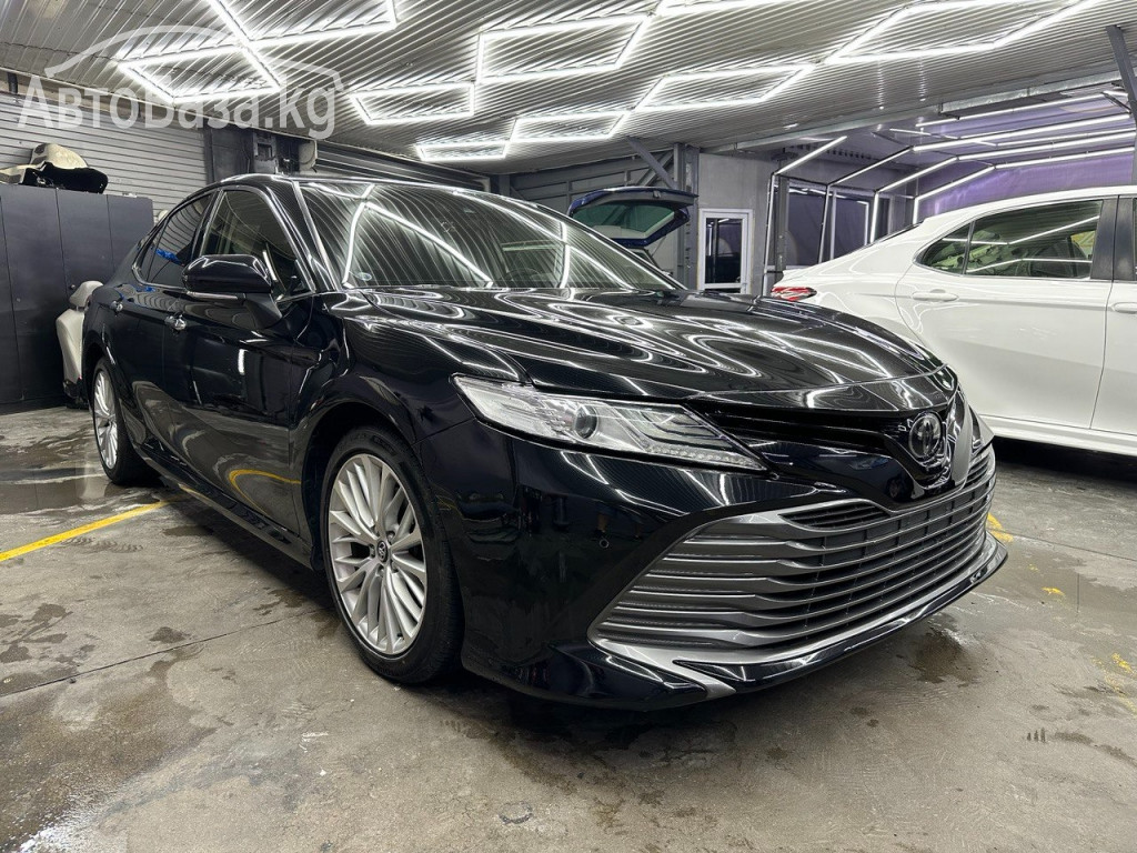 Toyota Camry 2017 года за ~2 566 400 сом