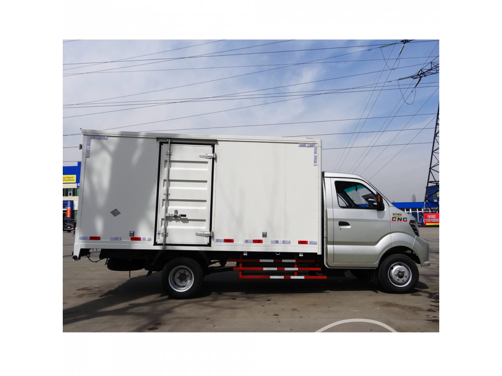 Фургон Howo Sinotruk В наличии Бензин Фургон 2 тонн, 3.7 метр 2019 года
