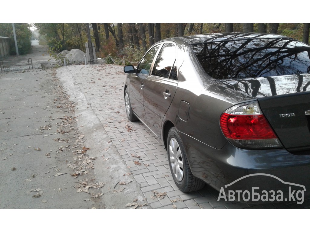 Toyota Camry 2005 года за ~888 000 сом