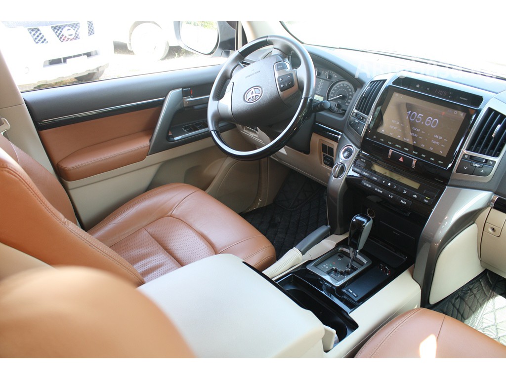Toyota Land Cruiser 2013 года за ~4 159 300 сом