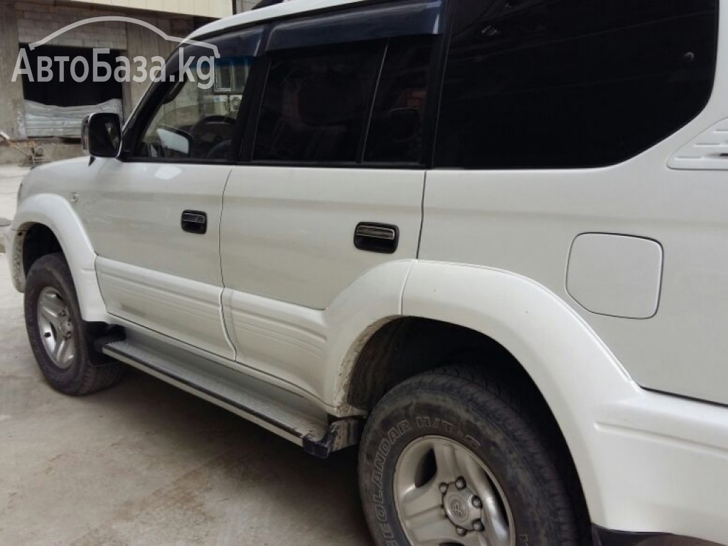 Toyota Land Cruiser 2001 года за 9 800$