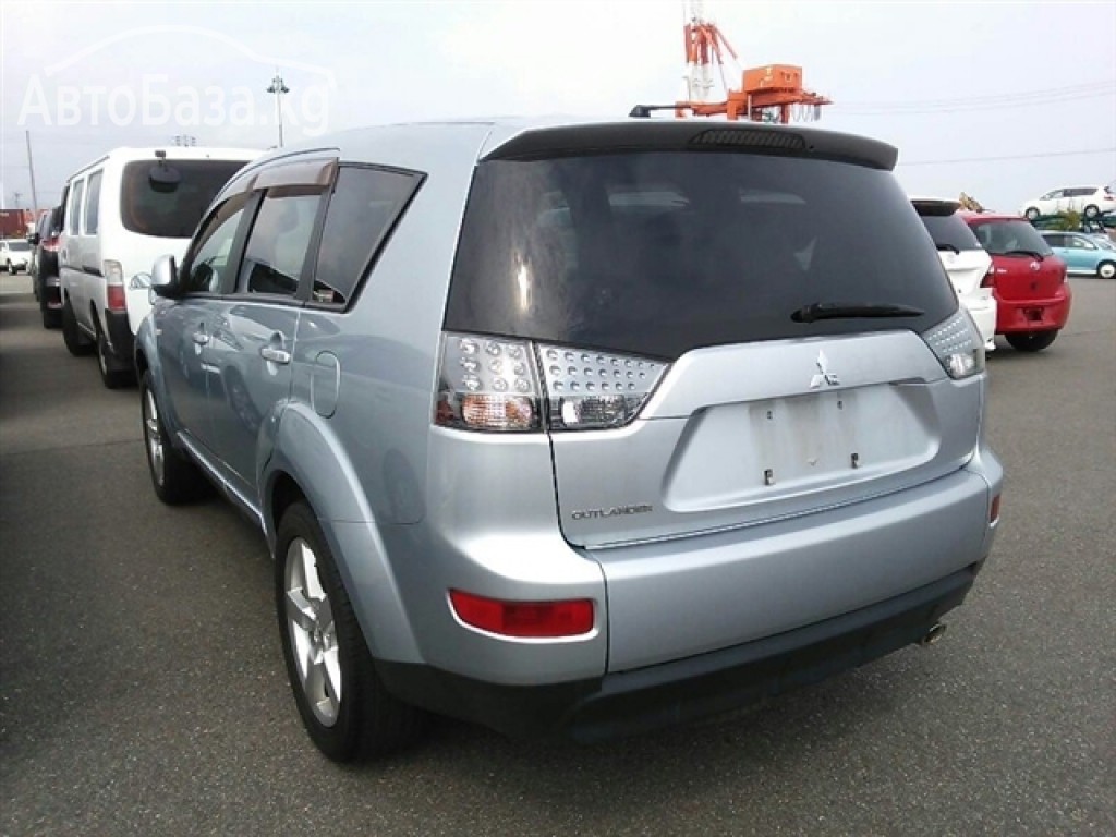 Mitsubishi Outlander 2006 года за ~823 800 сом