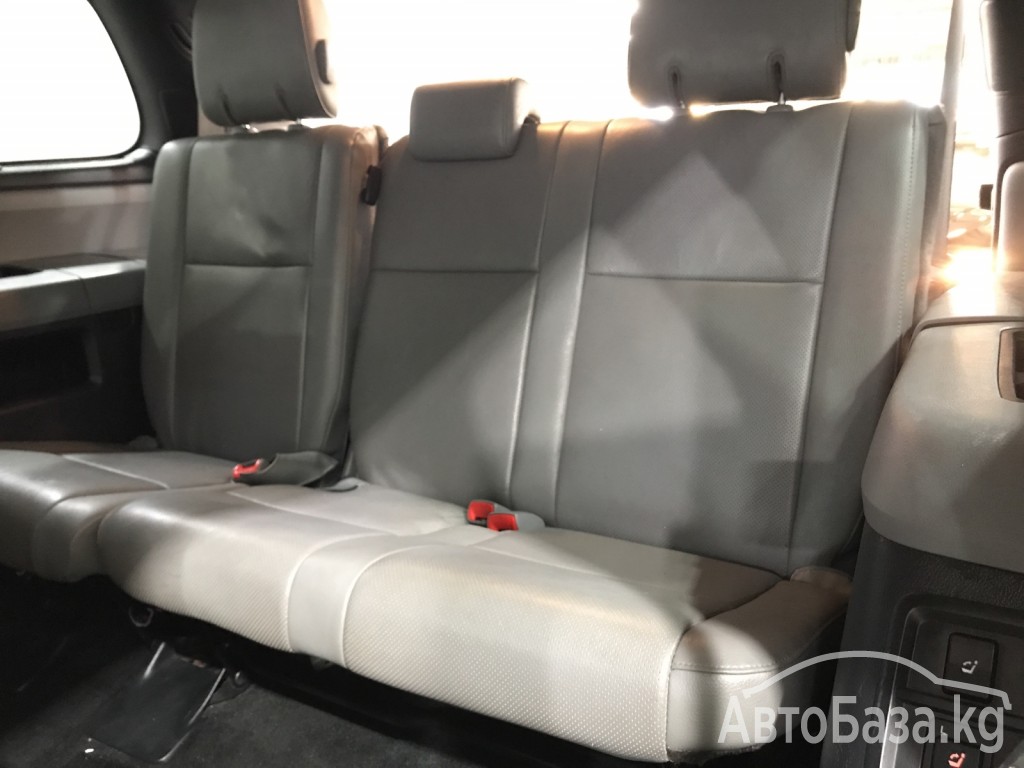 Toyota Sequoia 2014 года за ~2 807 100 сом