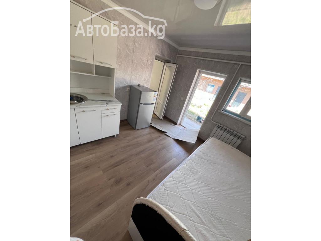 Сдаю 1 ком с удобствами для девушек район верхний Токульдош