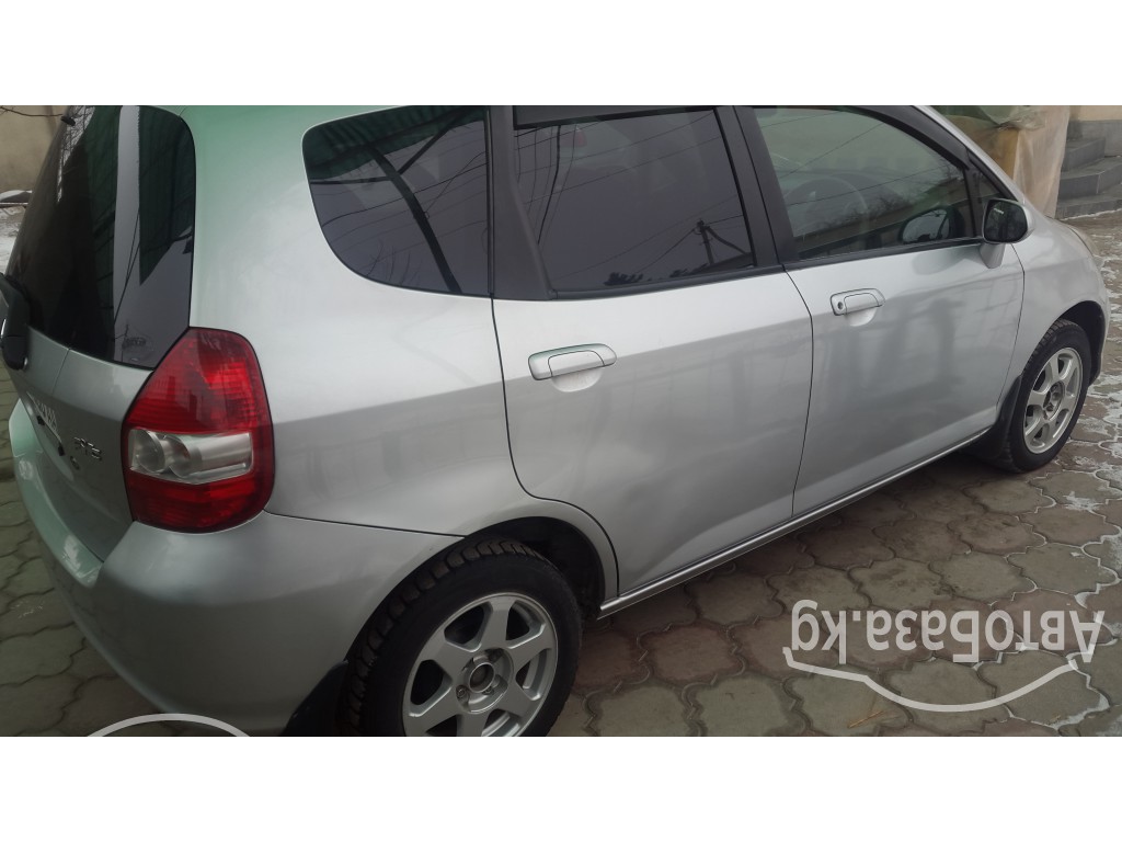 Honda Fit 2002 года за ~280 800 сом