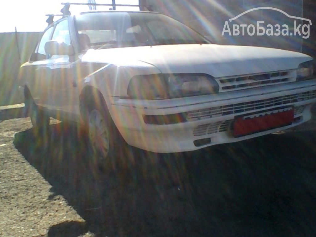 Toyota Corolla 1990 года за ~142 300 сом