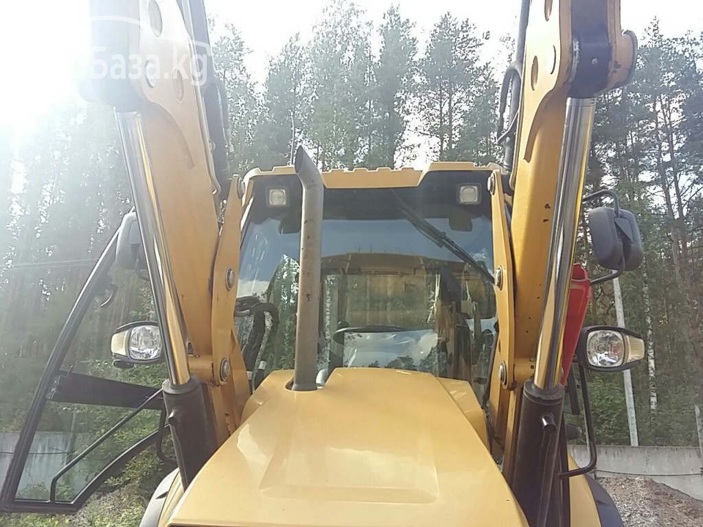 Экскаватор Caterpillar 444F