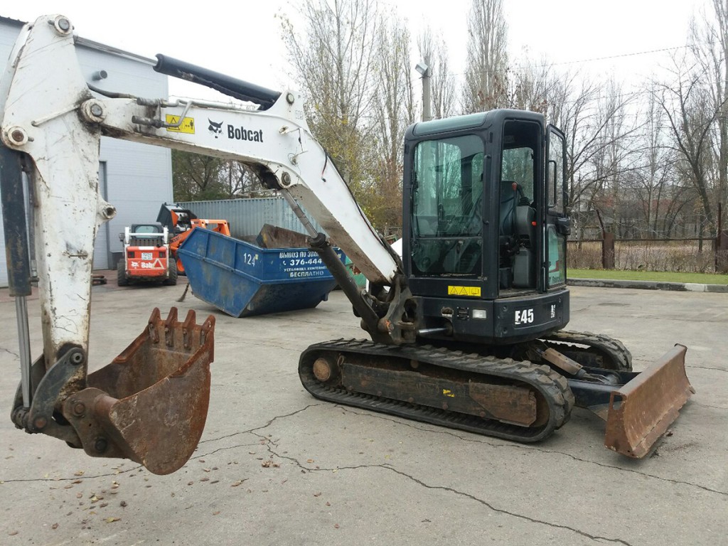 Экскаватор Bobcat E45 