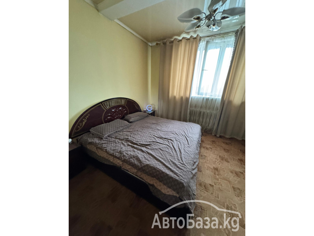 Продаю спальный гарнитур  