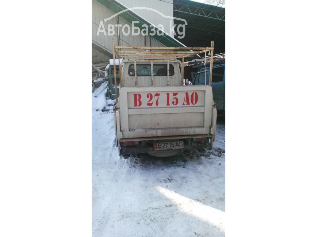 Фургон Toyota DYNA