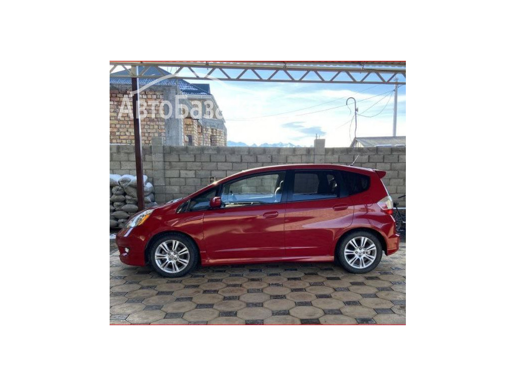 Honda Fit 2010 года за ~406 600 руб.