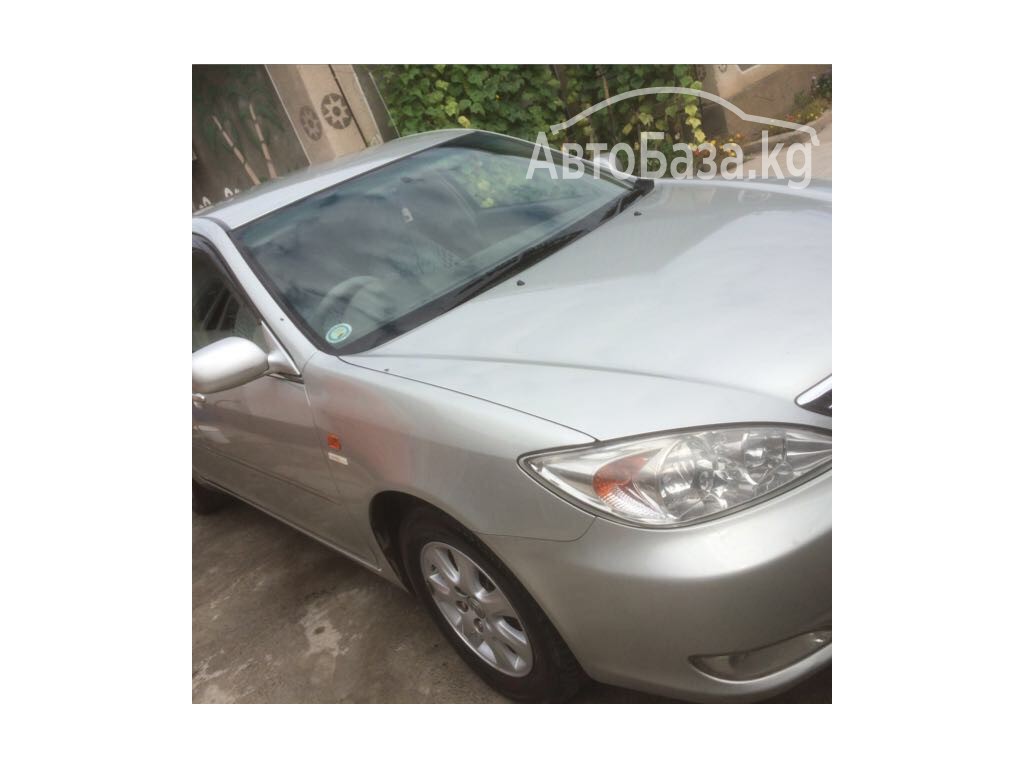 Toyota Camry 2004 года за ~500 000 сом