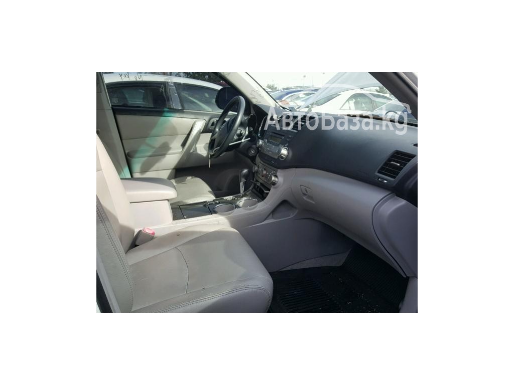 Toyota Highlander 2008 года за ~629 400 сом