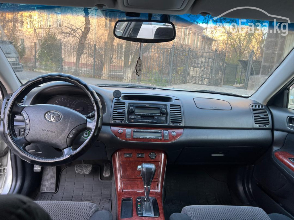 Toyota Camry 2004 года за ~1 000 000 сом