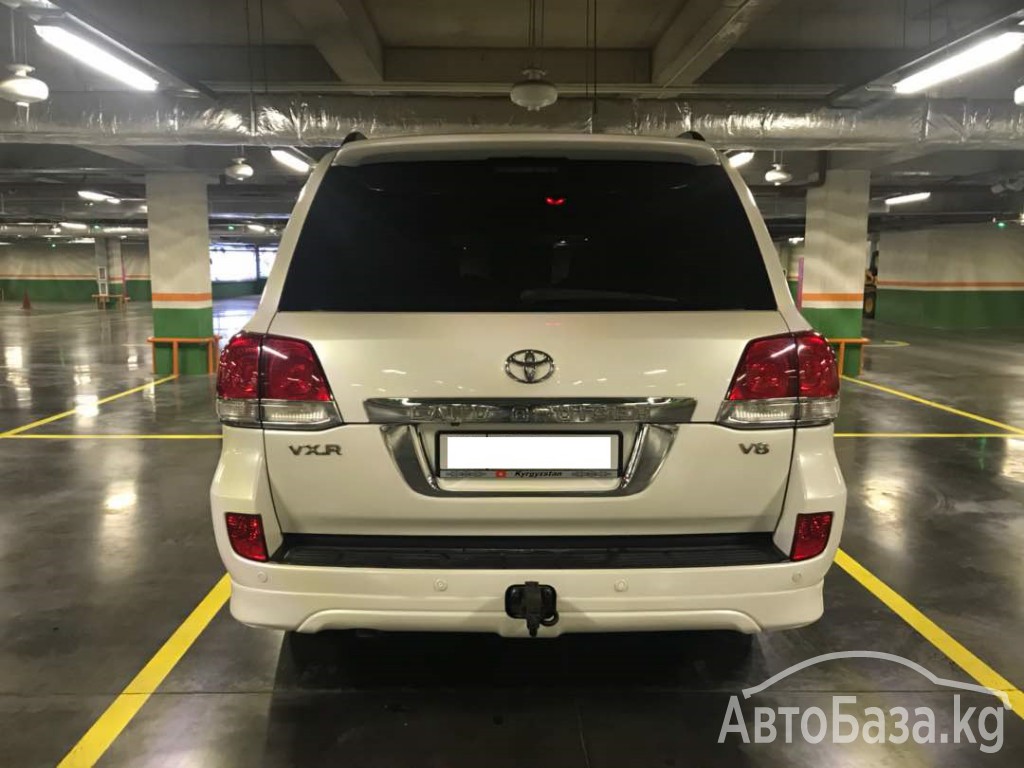 Toyota Land Cruiser 2008 года за ~3 000 000 руб.