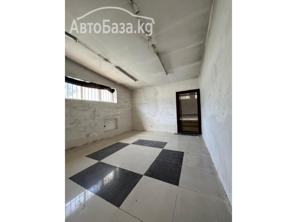 Продаю! коммерческое здание, на центр. улице города район рынка "Дордой" 