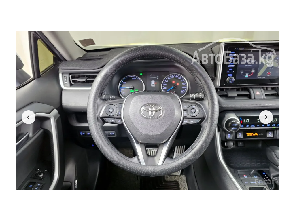 Toyota RAV4 2017 года за ~2 500 000 сом