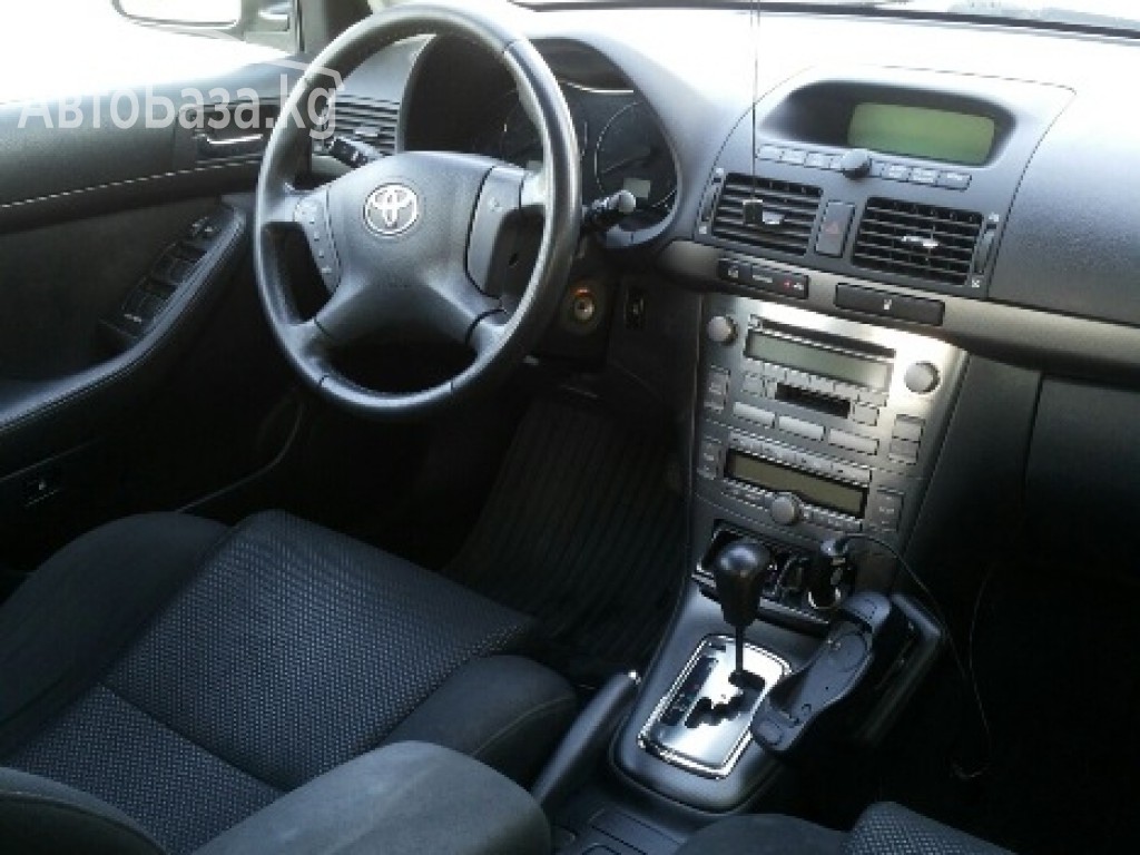 Toyota Avensis 2003 года за ~973 500 сом
