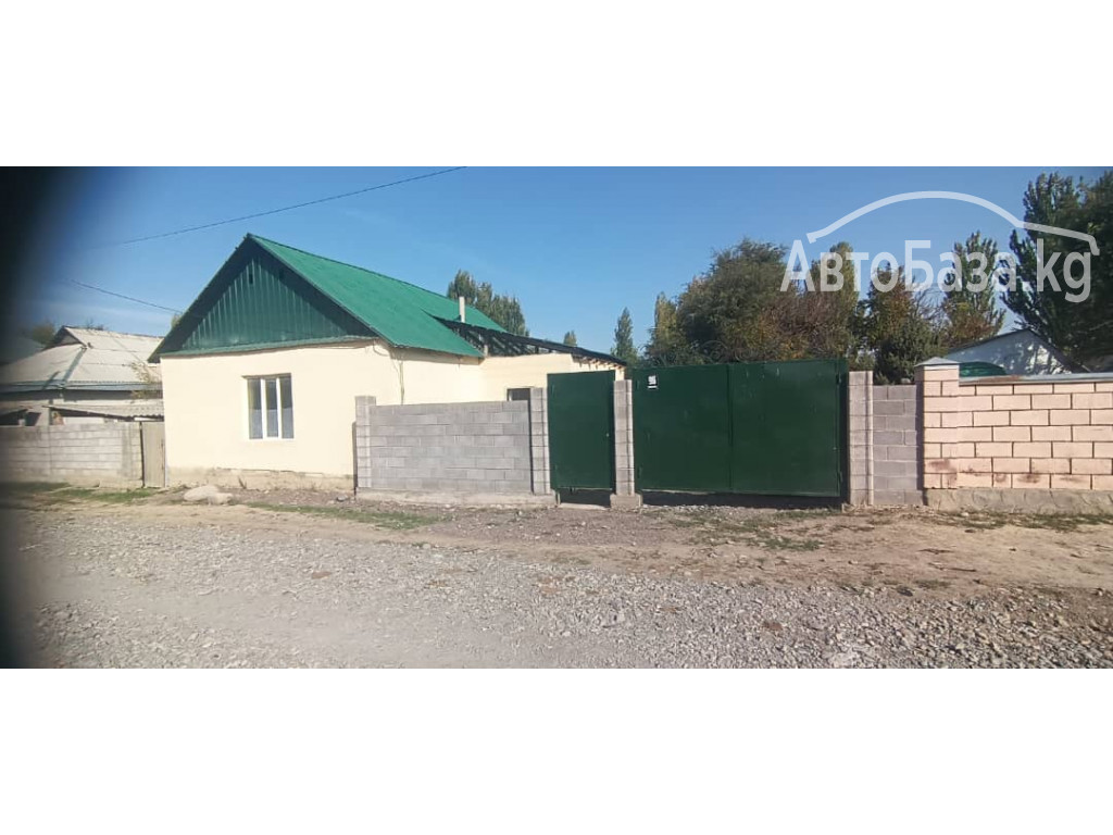 Продается дом 4 комнат, село Вознесеновка улица Пушкина 96