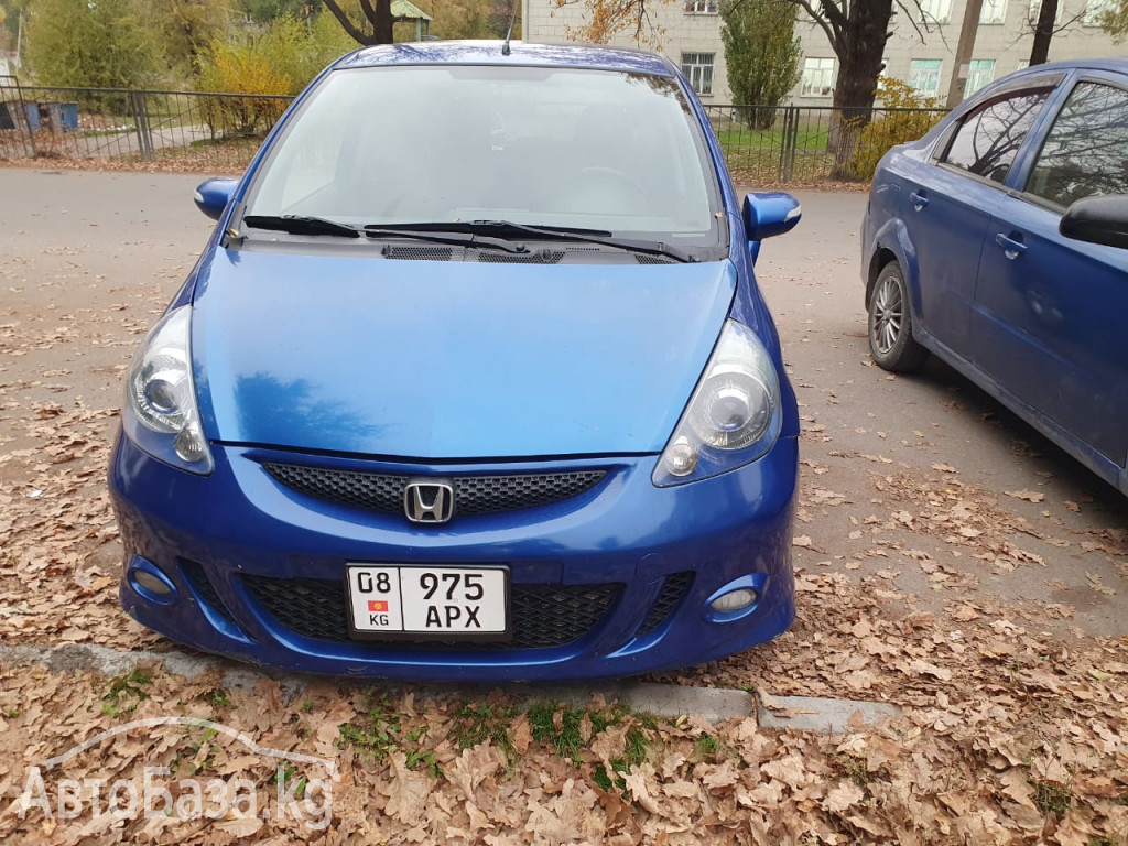 Honda Jazz 2008 года за 740 000 сом