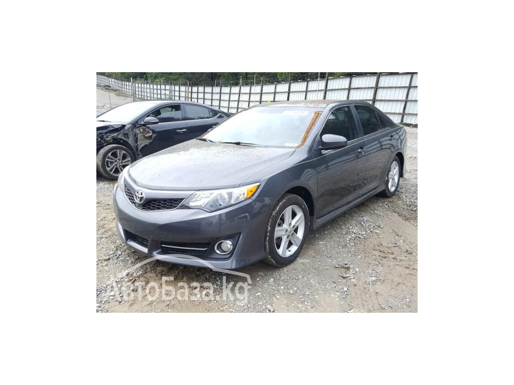 Toyota Camry 2012 года за ~647 100 сом