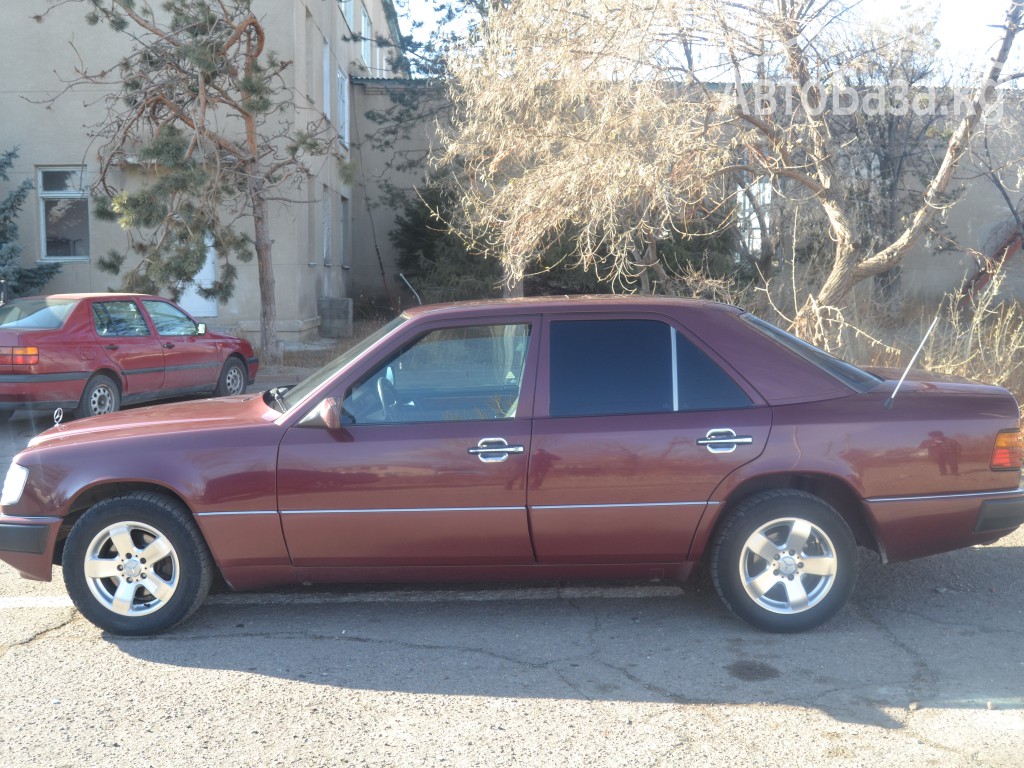 Mercedes-Benz E-Класс 1991 года за 220 000 сом