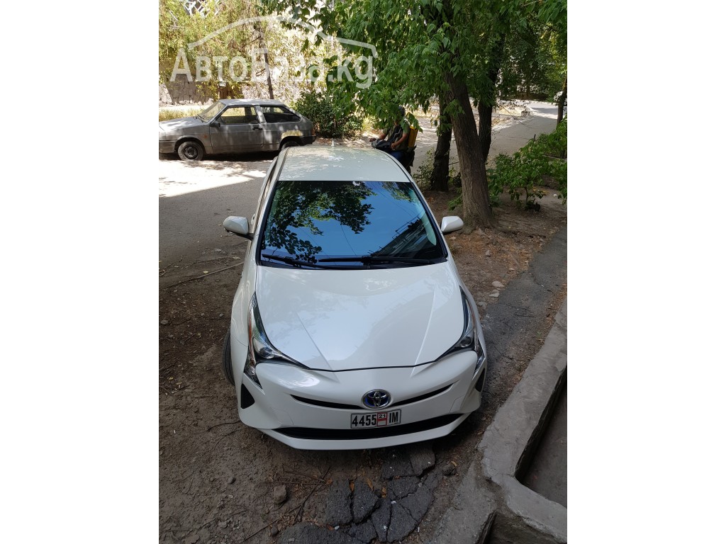 Toyota Prius 2016 года за ~1 319 000 сом