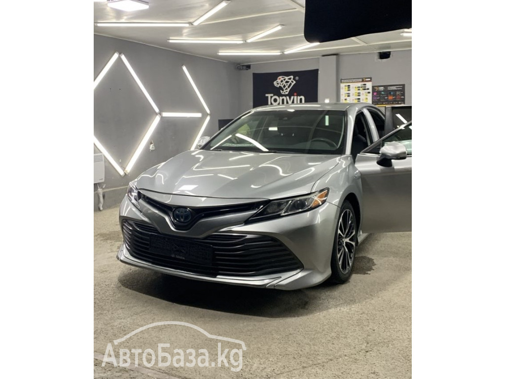 Toyota Camry 2017 года за ~1 491 300 сом