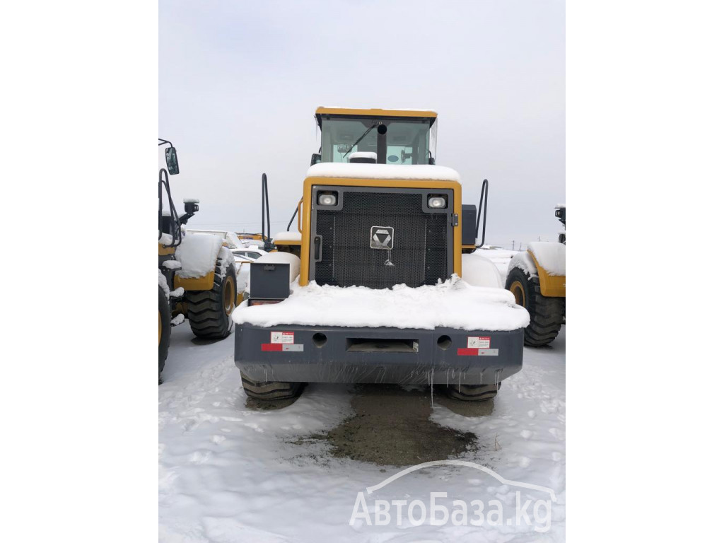 Погрузчик XCMG LW 550KZ