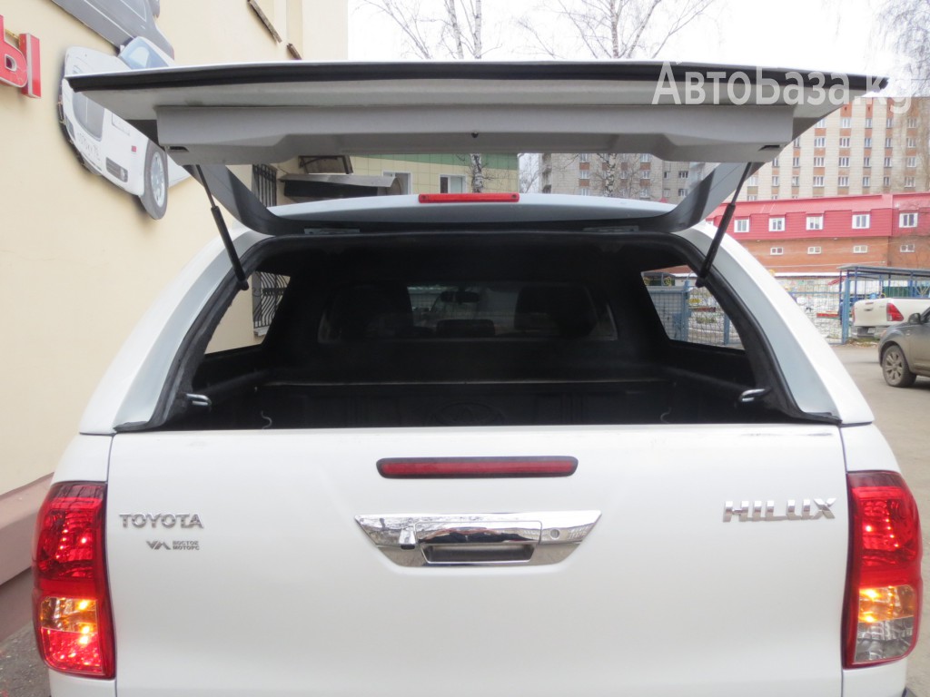 Toyota Hilux 2016 года за ~3 100 900 сом
