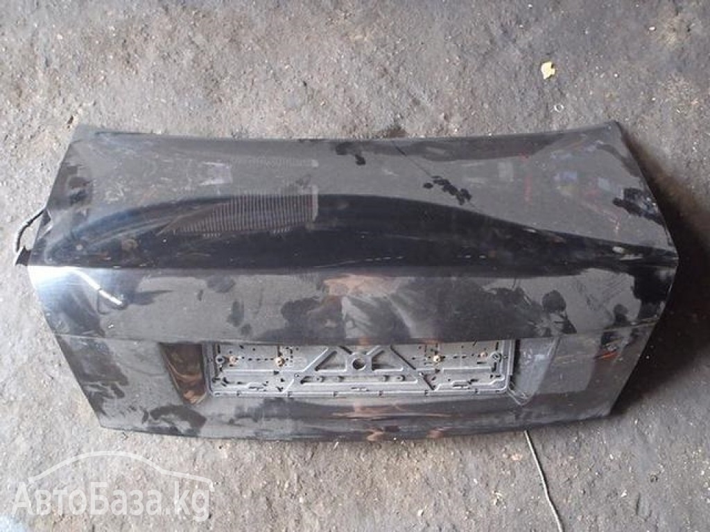 Крышка багажника для Audi A4 B6 2001-2005 г.в.
Артикул:	8E5827023D
Произв