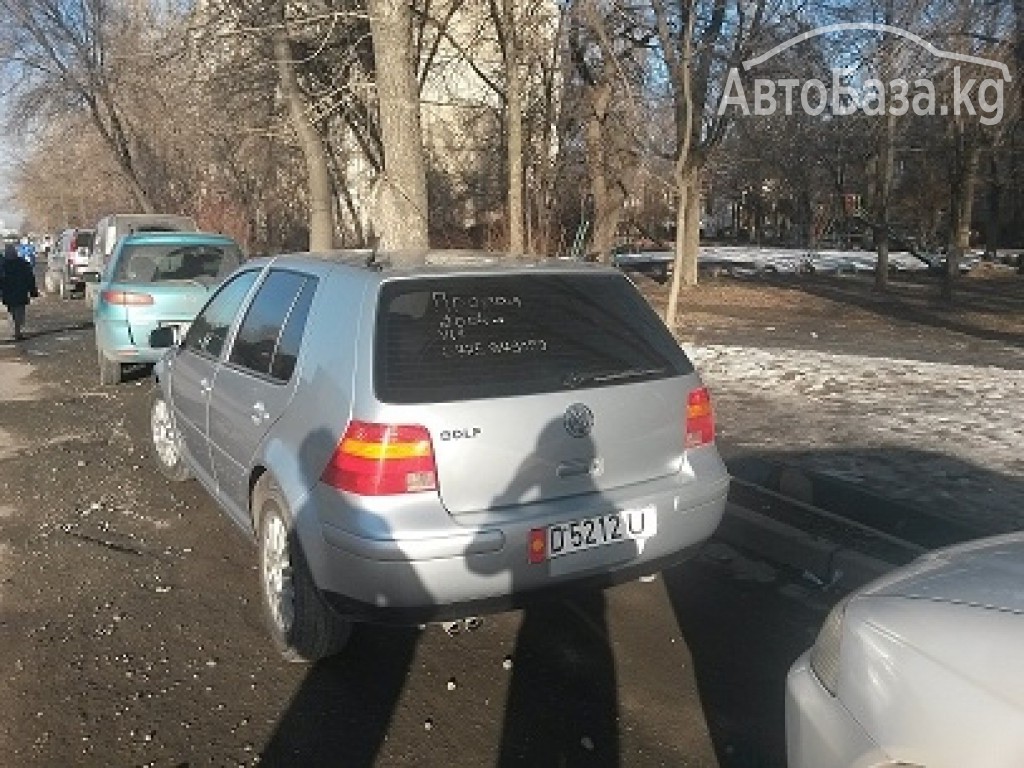 Volkswagen Golf 2004 года за ~456 900 сом