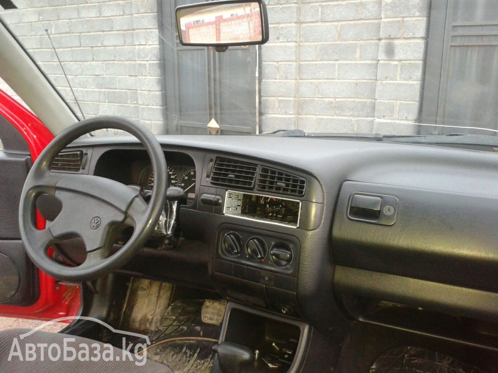 Volkswagen Golf 1993 года за ~169 500 сом