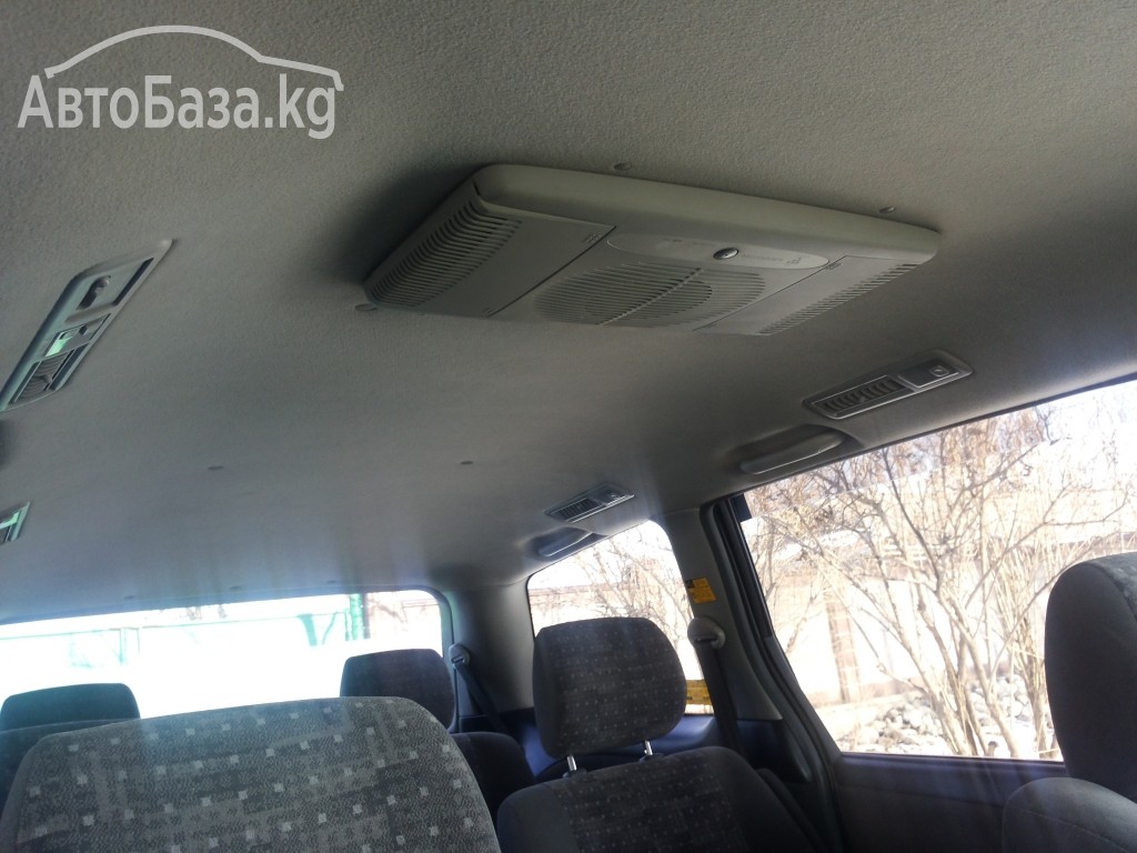 Toyota Estima 2005 года за ~474 200 сом