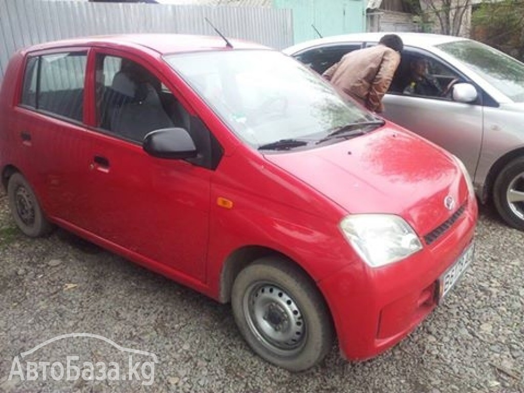 Daihatsu Cuore 2003 года за 130 000 сом