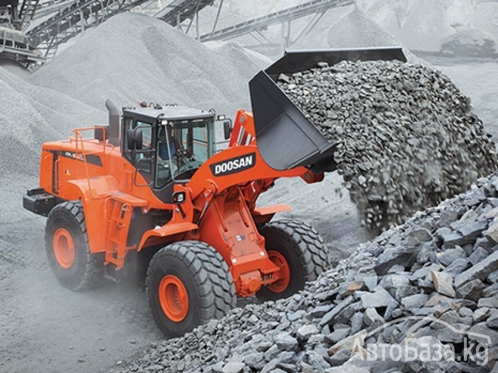 Погрузчик Doosan Фронтальный  DL550