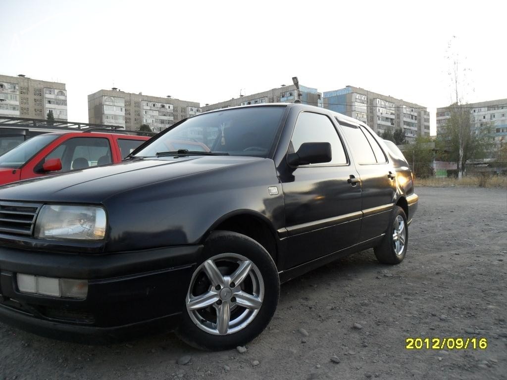 Volkswagen Vento 1992 года за ~319 000 сом