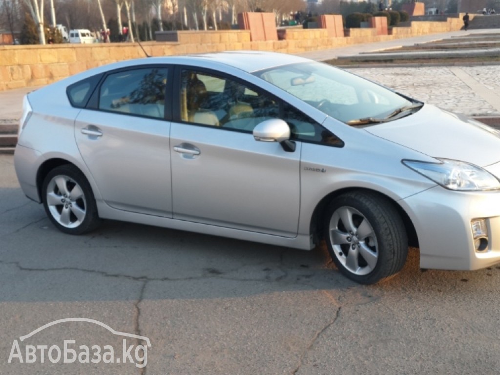 Toyota Prius 2010 года за ~862 000 сом