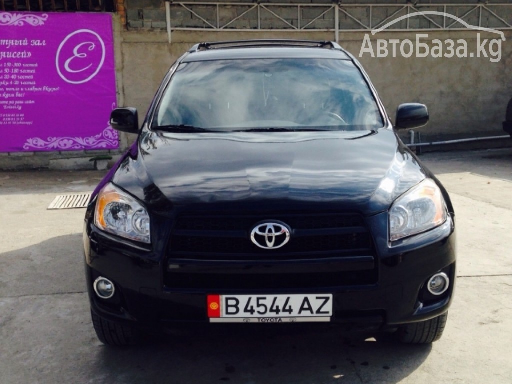 Toyota RAV4 2012 года за ~1 293 200 сом