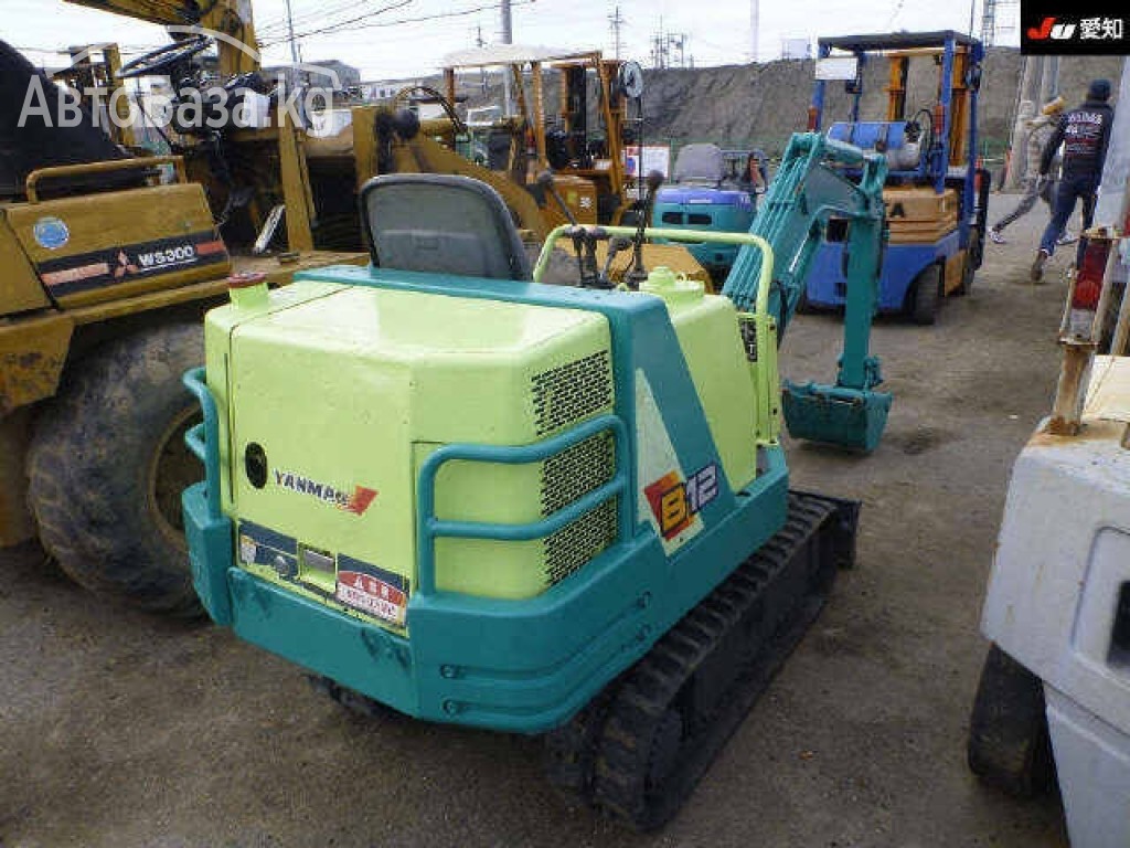 Экскаватор Yanmar B12-2B