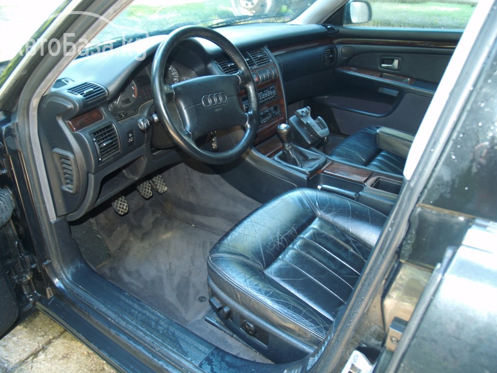 Audi A8 1998 года за ~203 600 сом