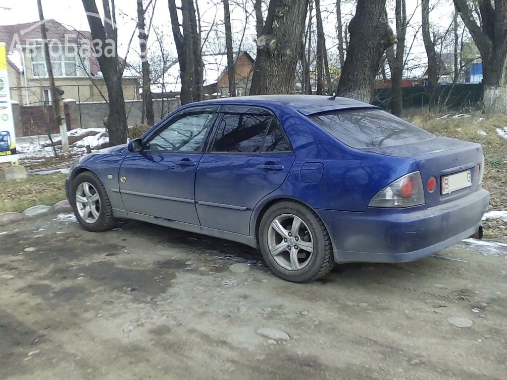 Toyota Altezza 2002 года за ~210 100 сом