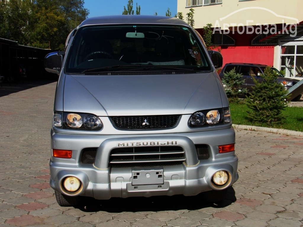 Mitsubishi Delica 2003 года за ~840 800 сом