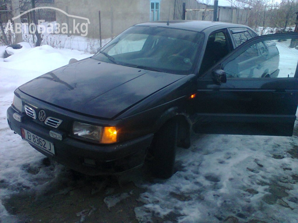 Volkswagen Passat 1991 года за ~243 500 сом