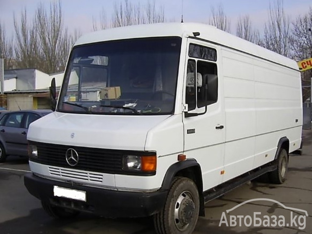 Фургон Mercedes-Benz 810D