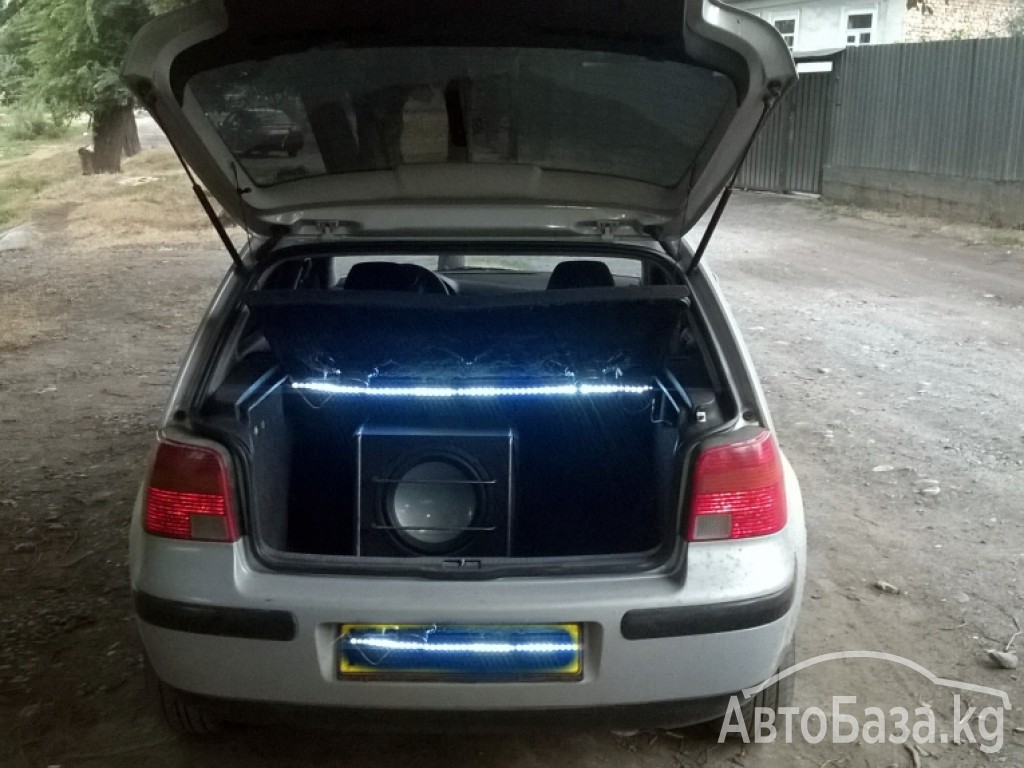 Volkswagen Golf 1998 года за ~269 000 сом