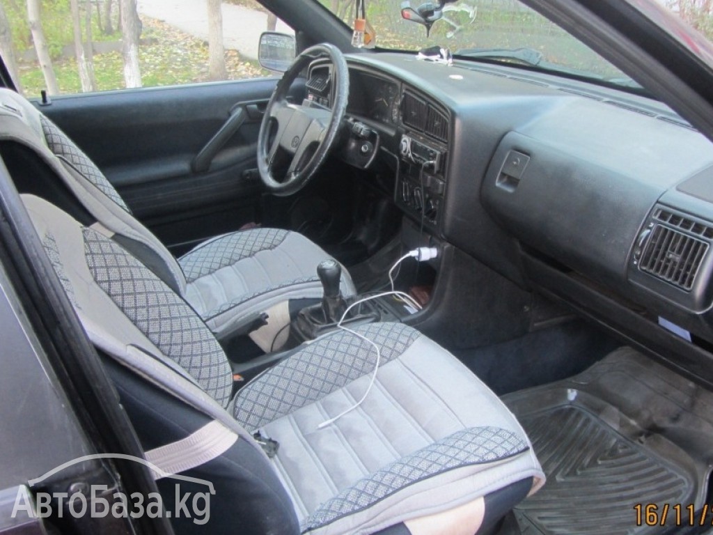 Volkswagen Passat 1992 года за ~284 500 сом